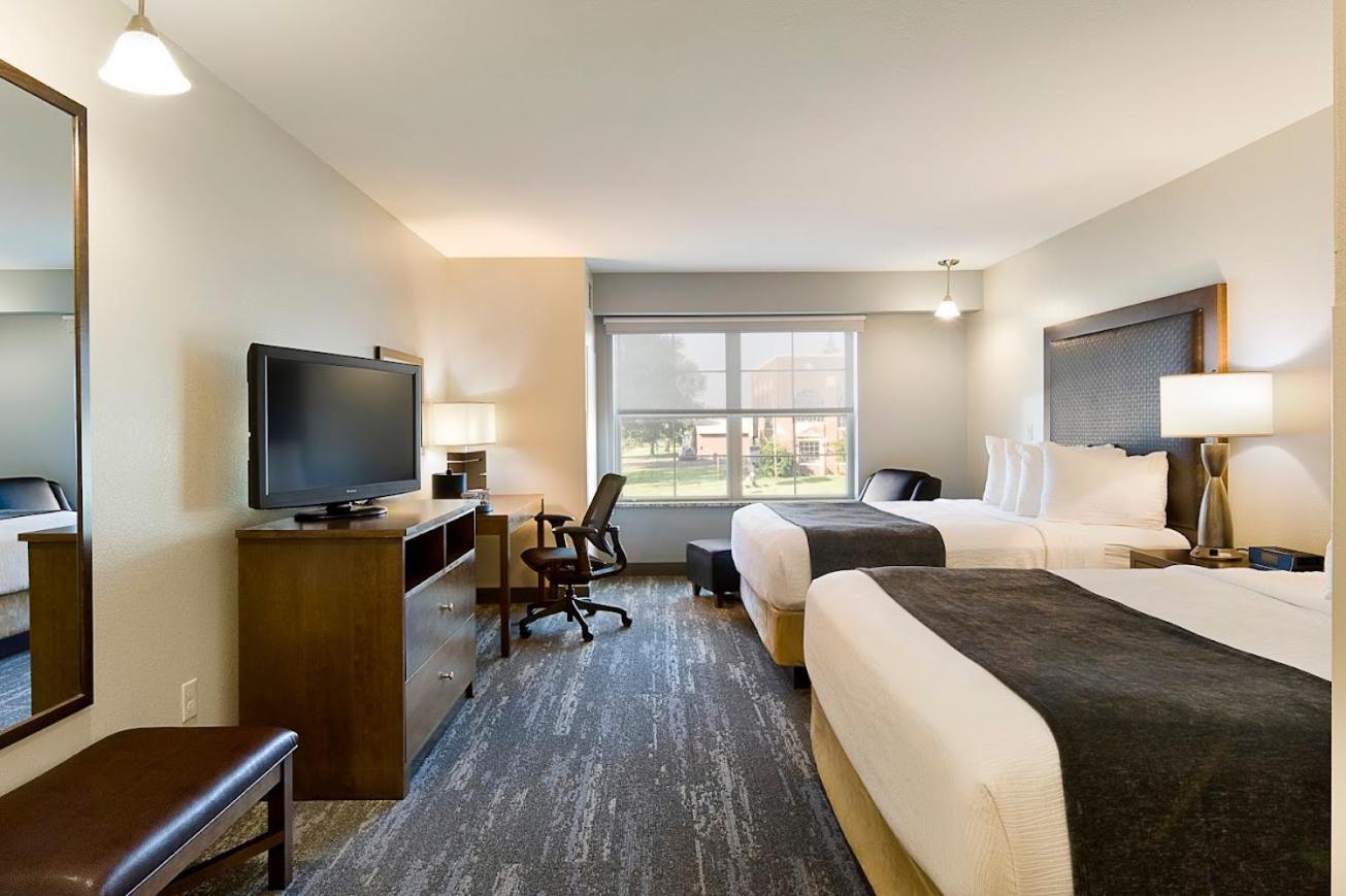 Clubhouse Hotel And Suites Pierre Esterno foto