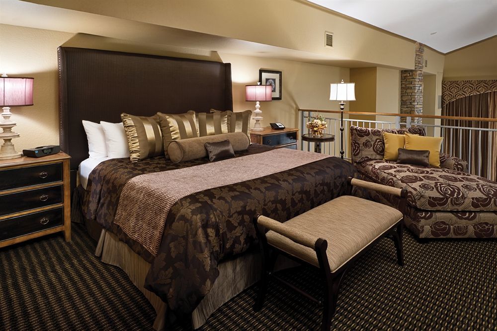 Clubhouse Hotel And Suites Pierre Esterno foto